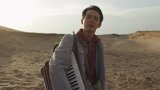 《最美的青春》冯程报道的路上遇到有缘狗