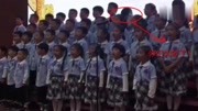 小学生“大心脏”!萌娃合唱比赛中全程抱头捂耳朵!音乐背景音乐视频音乐爱奇艺