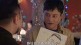 《绽放吧百合》姚芊羽做酒吧的保洁员，大山在当画师