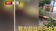 广西南宁男子持凶器挟持女子 民警机智秒制服资讯搜索最新资讯爱奇艺