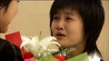 名校：女儿终于明白家长的苦心，向家长道歉，生日上送妈妈一束花