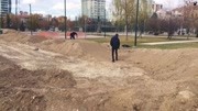 专门练骑车技术的场地,PumpTrack压胎泵道修建过程汽车完整版视频在线观看爱奇艺