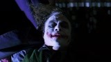 蝙蝠侠还是救了小丑  小丑：你的正义感真是不朽呢