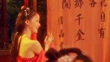 花魁杜十娘：李甲被樱花的舞姿迷倒，被杜十娘看见！