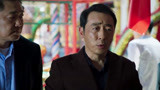 《刑警之海外行动》宋成功一行人出门去寺庙 杀手也来到了寺庙
