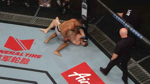 24小时尿ufc国外青少年体能与营养搭配现状ufc免费直播在线观看
