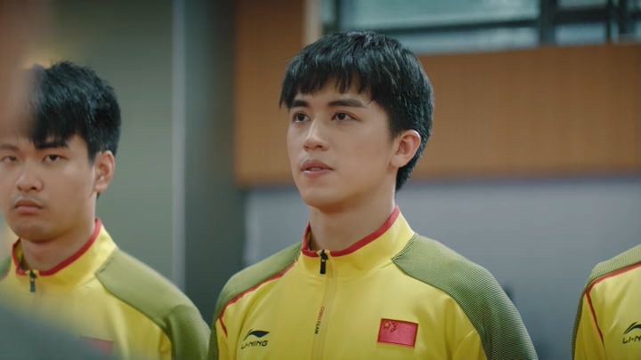 快看啊小哥哥在追剧 04-15                       《荣耀乒乓》徐坦