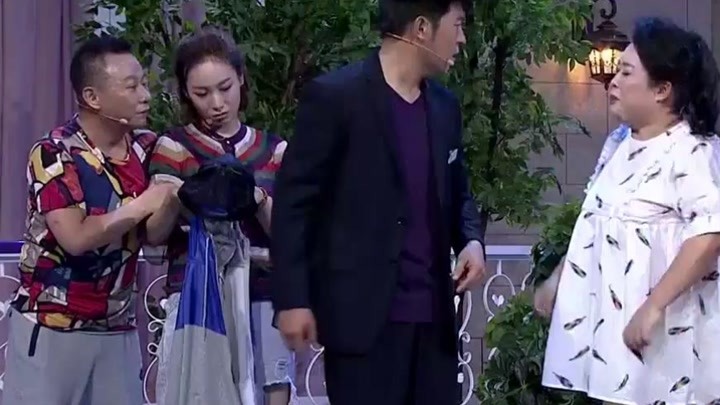 小品《听你倾诉》,优质剩女黄杨醉酒吐槽,孙涛邵峰"在劫难逃"