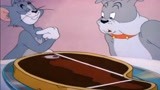 猫和老鼠：一块肉打破了和平的关系，三傻又要开始斗争了么