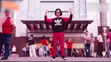 厉害了！韩国美女街头秀机械舞引爆全场获力赞
