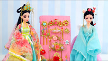 古装芭比公主和丫鬟逛街买发饰装扮玩具