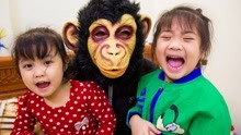 萌宝的欢乐生活！小猴子和妮可玩捉迷藏！妮可能找到小猴子吗？