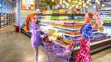 芭比带宝宝去超市买水果