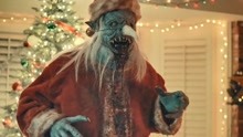 圣诞老人吃小孩，恐怖片《暗黑圣诞老人》