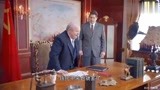 外交风云赫鲁晓夫召开共产国际会议，中国却迟迟不来，他急了