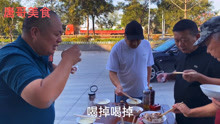 蚌埠粉丝驱车几百公里来沛县找唐哥喝早酒，吃狗肉4个人喝三斤