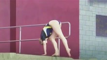 跳水女运动员“骚操作”！画面尴尬到无语，难怪运动员不能太丰满