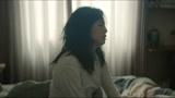 《摇滚狂花》彭莱把孩子爸骨灰丢了