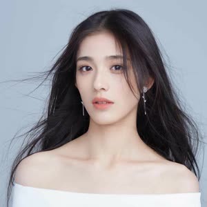 Zhong Lili